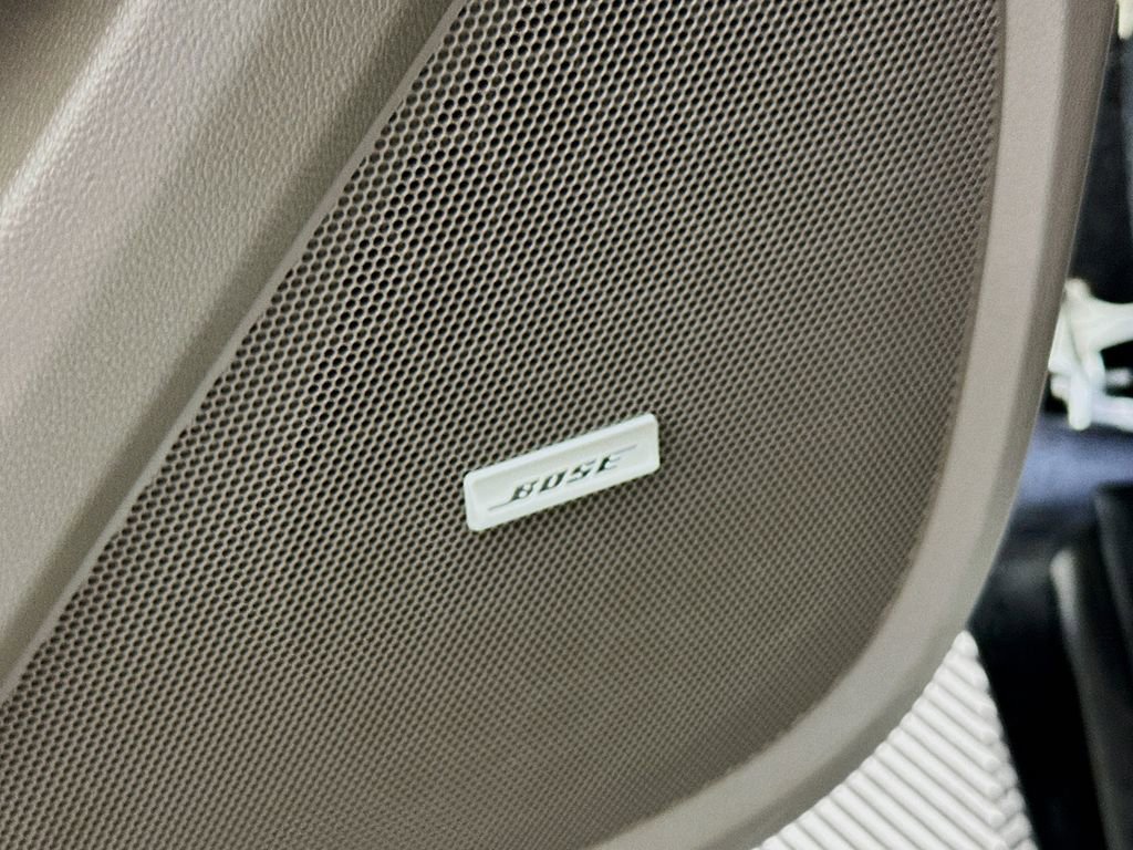 Used 2019 Chevrolet Traverse LT w/ LT Premium Package image 19