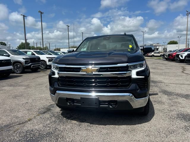 Used 2022 Chevrolet Silverado 1500 LT AWD/4WD image 8
