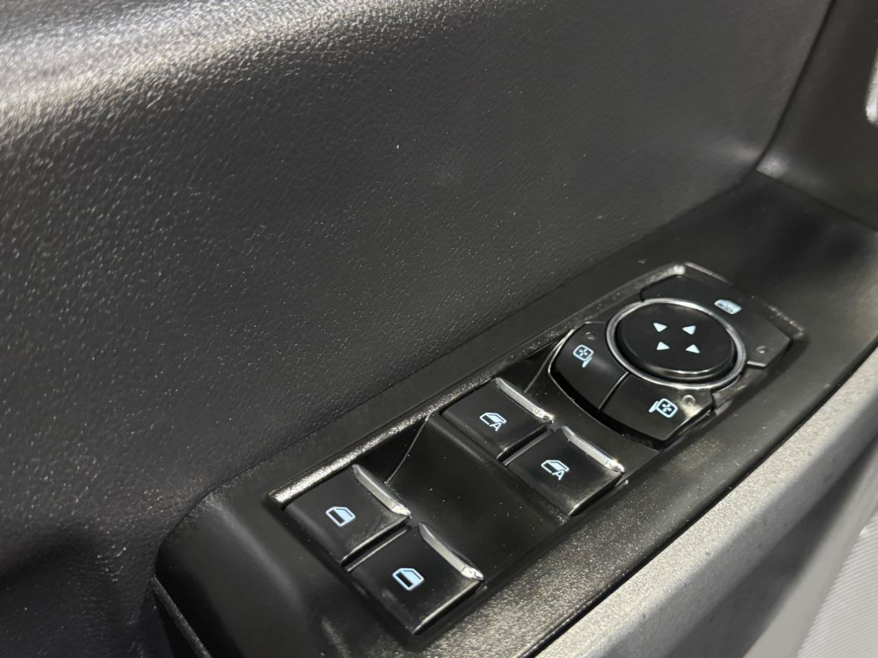 Used 2024 Ford F250 XLT AWD/4WD image 27