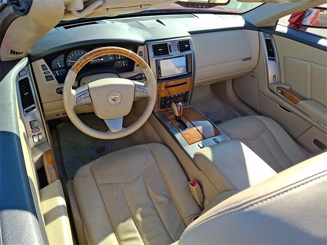 Used 2008 Cadillac XLR image 2