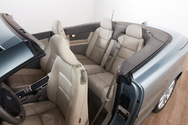 Used 2008 Volvo C70 T5 FWD image 12