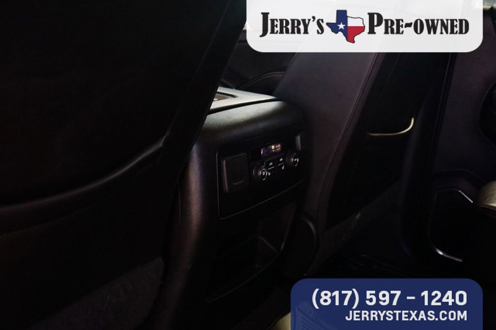 Used 2019 GMC Yukon XL Denali image 21