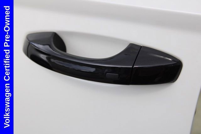 Used 2024 Volkswagen Taos SE AWD/4WD image 14