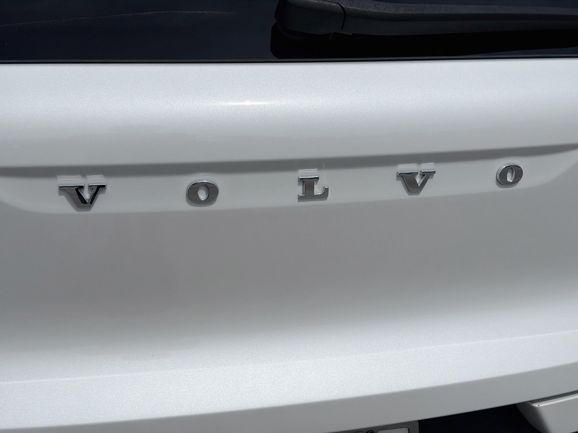 Used 2025 Volvo XC40 B5 Core AWD/4WD image 11