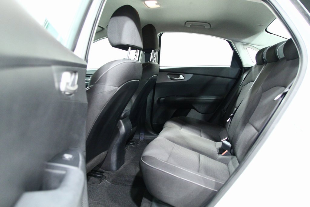 Used 2020 Kia Forte LXS image 28