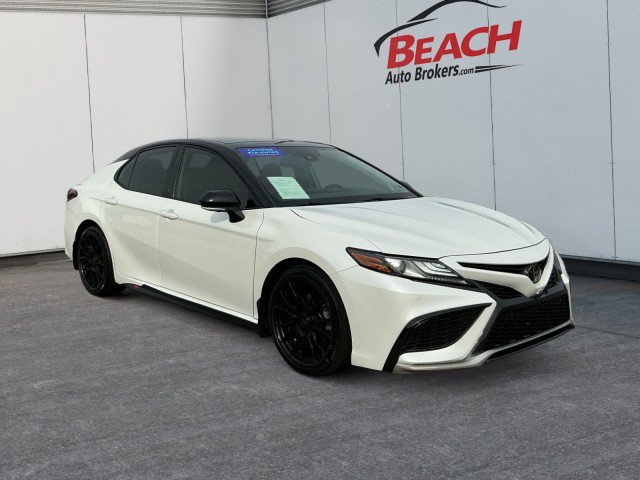 Used 2021 Toyota Camry XSE w/ TRD Appearance Package (TMS) FWD image 3