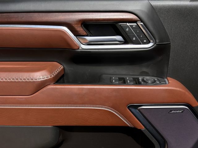 Used 2024 GMC Sierra 2500 Denali Ultimate AWD/4WD image 25