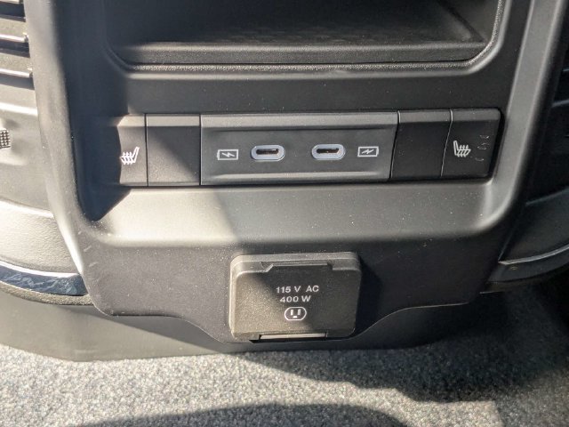 New 2026 RAM 2500 Laramie AWD/4WD image 15