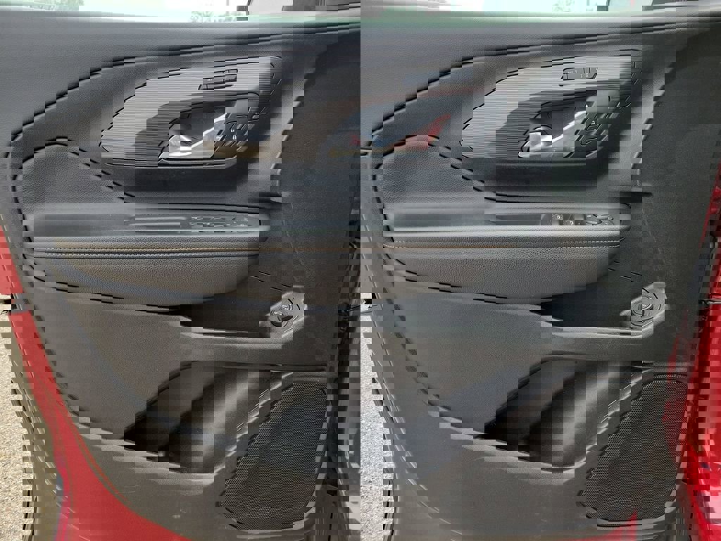 Used 2019 GMC Terrain SLT w/ Preferred Package image 17