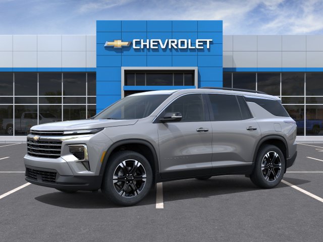 New 2027 Chevrolet Traverse LT w/ Sun and Wheel Package FWD image 2