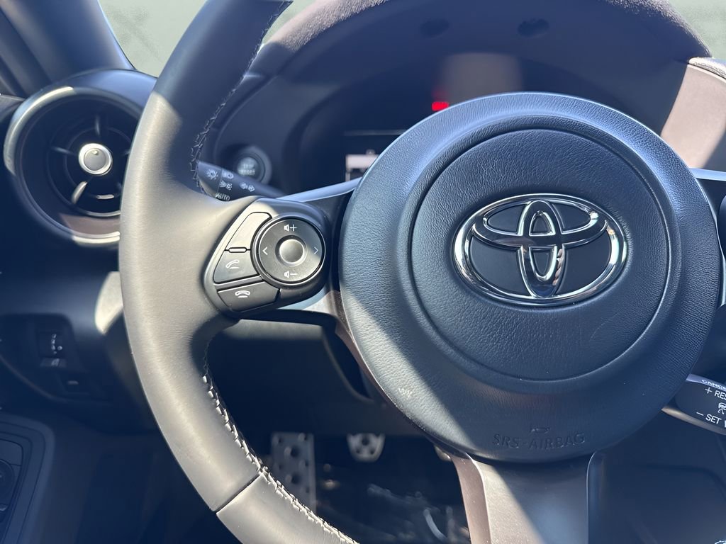 Used 2025 Toyota GR86 Premium w/ Performance Package RWD image 12