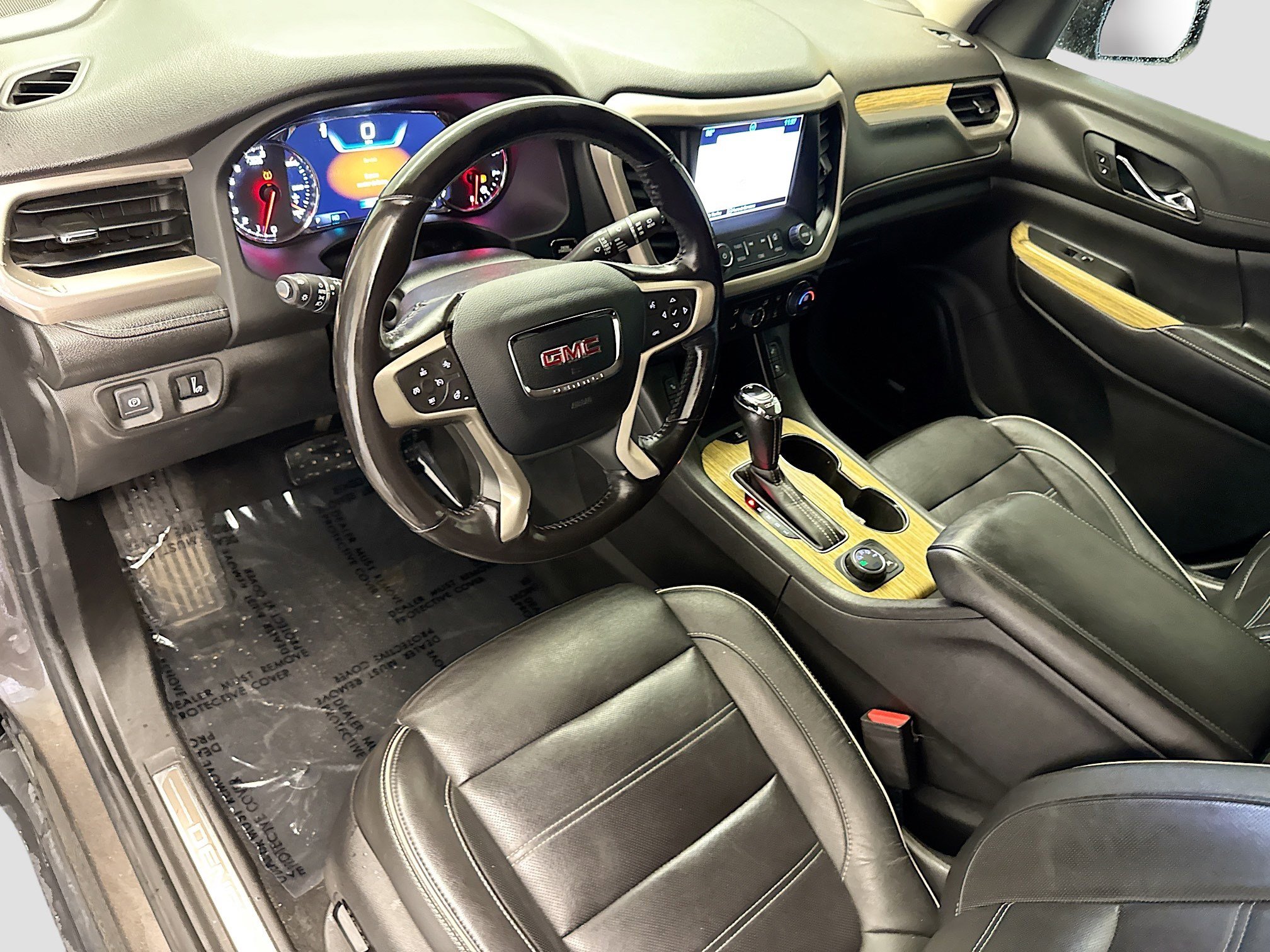 Used 2019 GMC Acadia Denali image 7