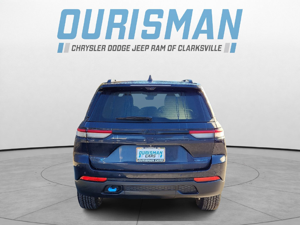 Used 2024 Jeep Grand Cherokee Trailhawk w/ Advanced Protech Group II AWD/4WD image 5