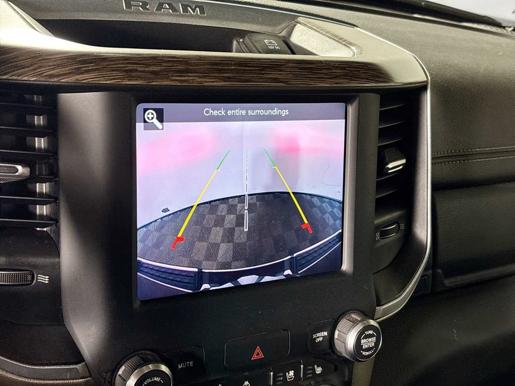 Used 2020 RAM 1500 Laramie AWD/4WD image 16