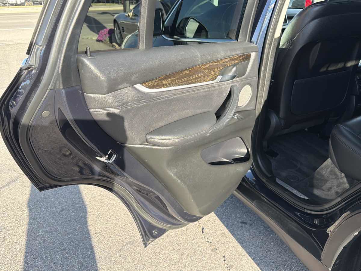 Used 2014 BMW X5 xDrive35d AWD/4WD image 14