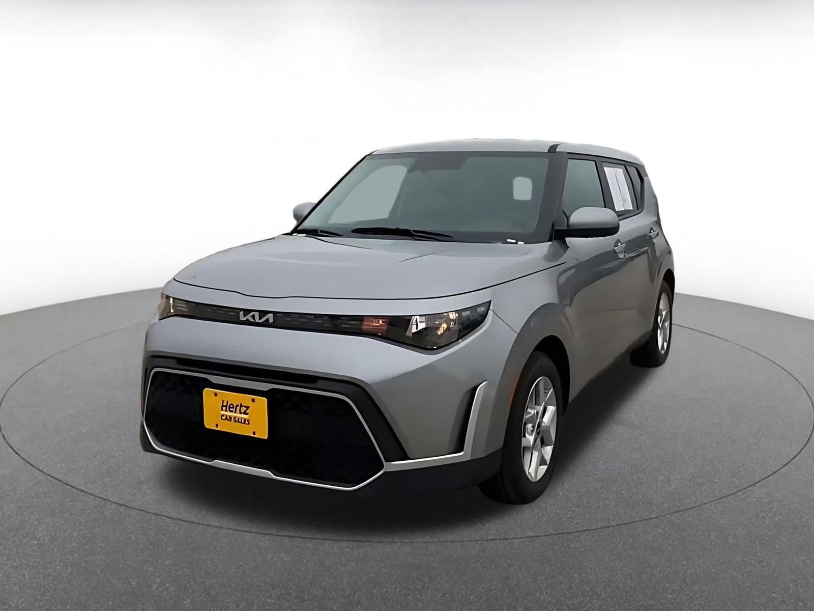 Used 2024 Kia Soul LX w/ Option Group 015 FWD image 7