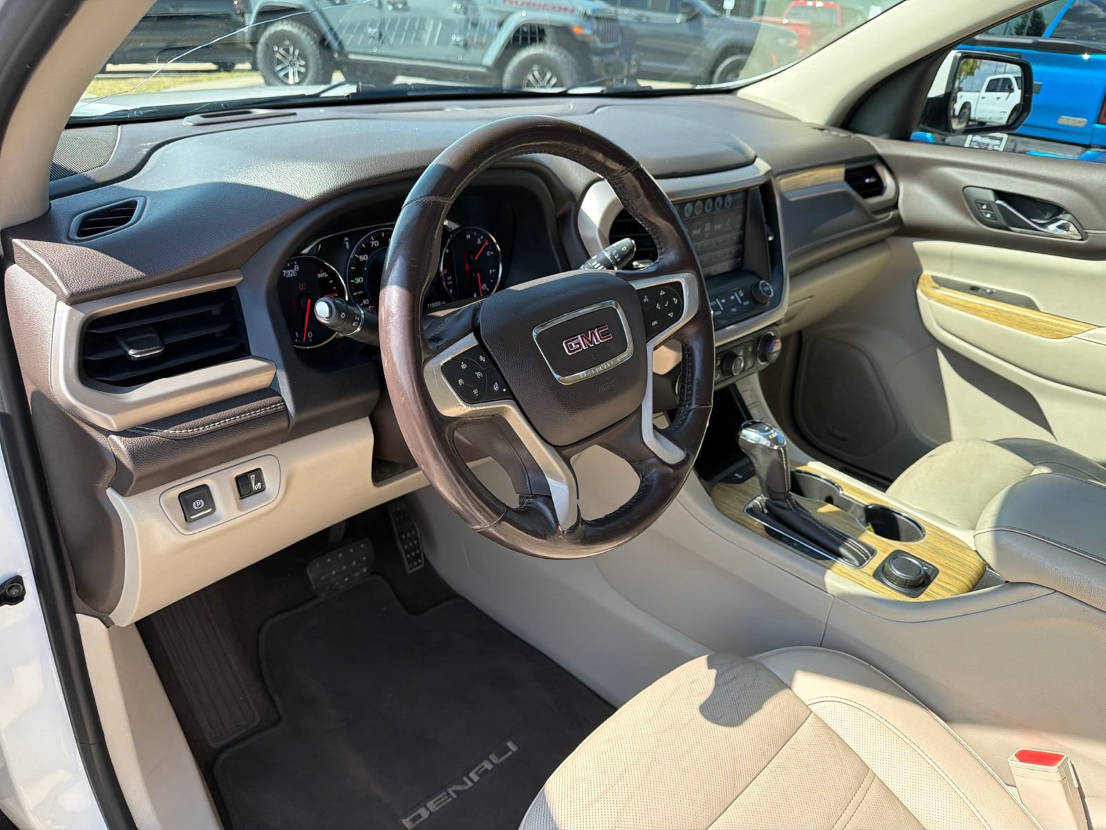 Used 2019 GMC Acadia Denali FWD image 10