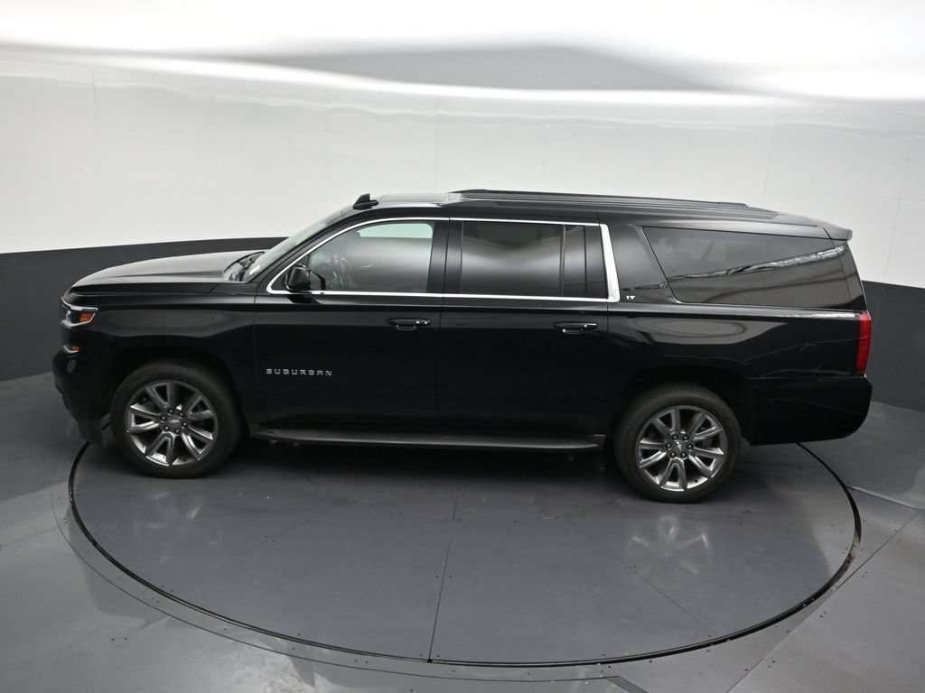 Used 2019 Chevrolet Suburban LT AWD/4WD image 16