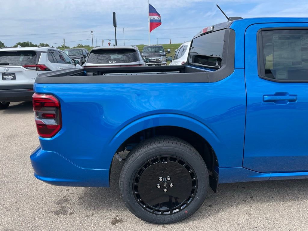 New 2025 Ford Maverick Lobo image 31