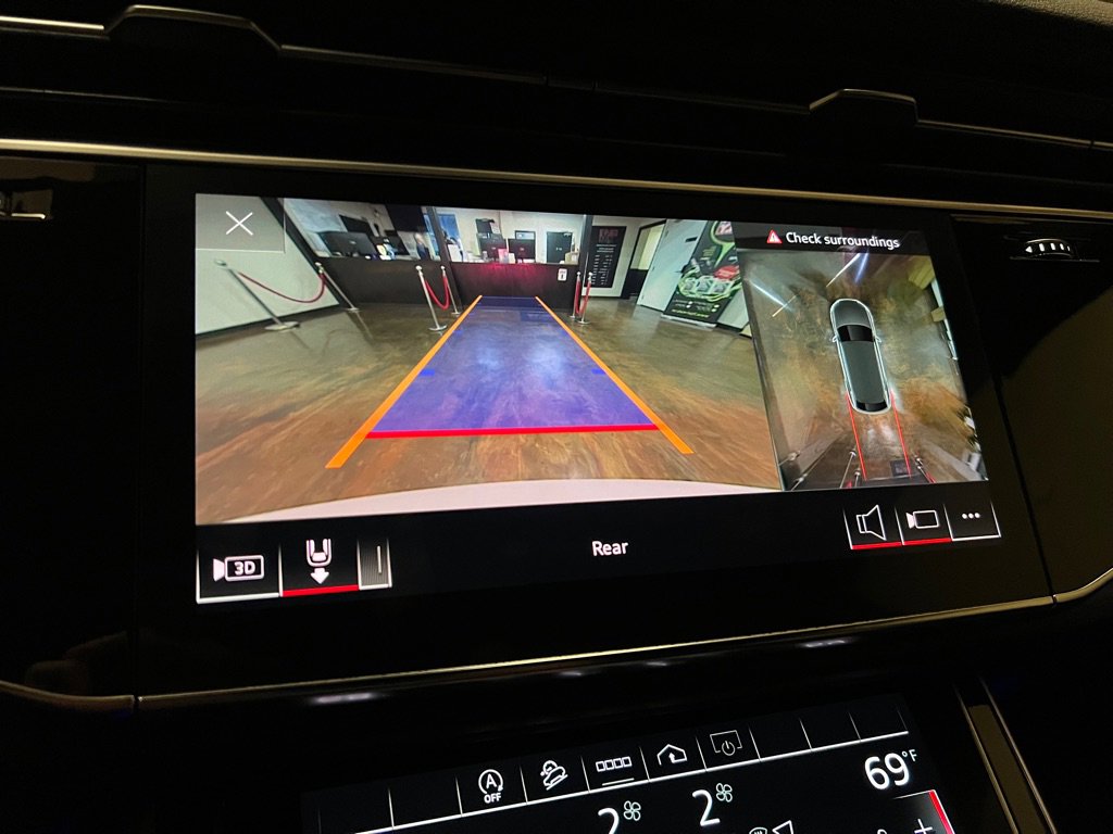Used 2021 Audi Q8 Premium Plus image 29