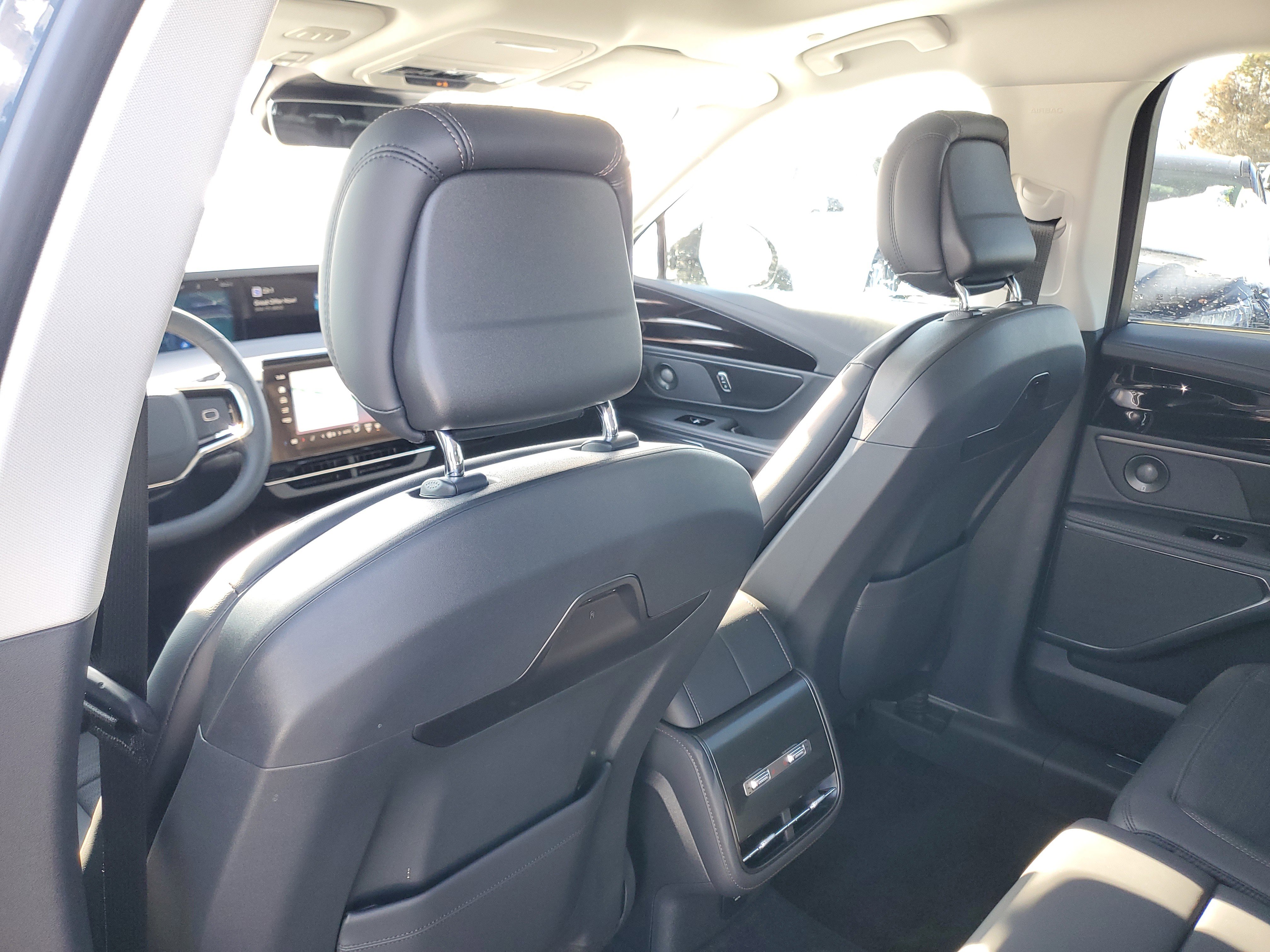 New 2026 Lincoln Nautilus Reserve w/ Jet Appearance Package image 29