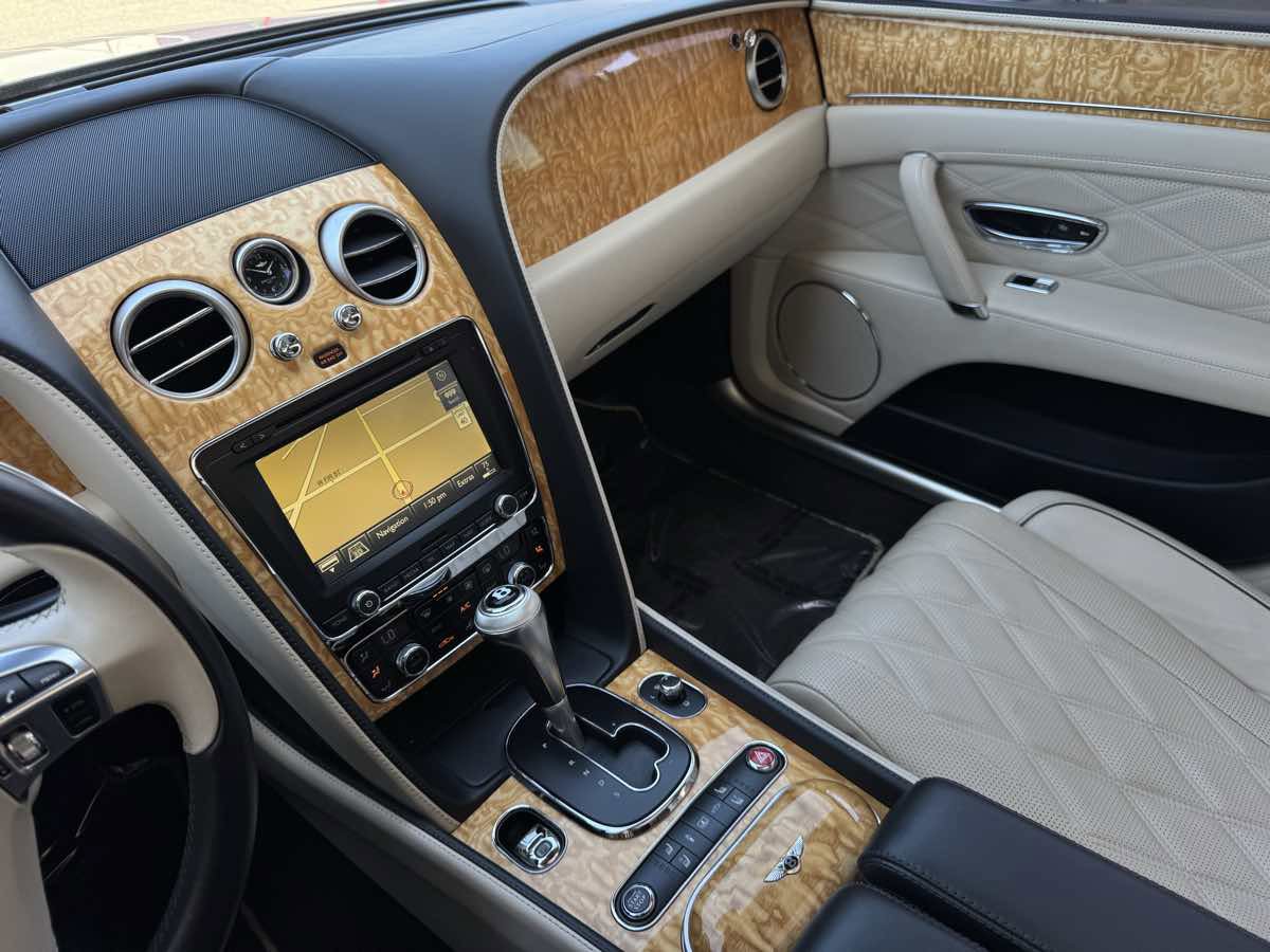 Used 2016 Bentley Flying Spur W12 image 16