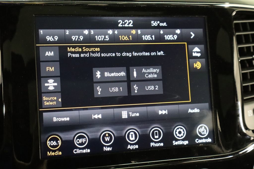 Used 2021 Jeep Grand Cherokee Trailhawk w/ Trailhawk Luxury Group image 32