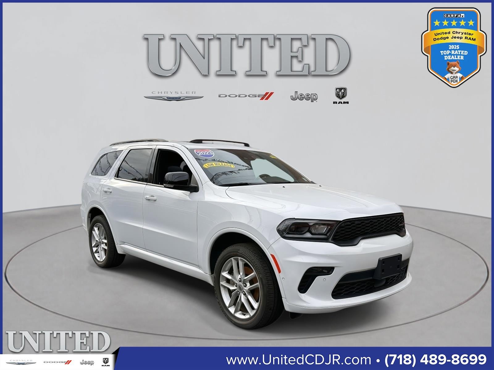 Used 2023 Dodge Durango GT image 1