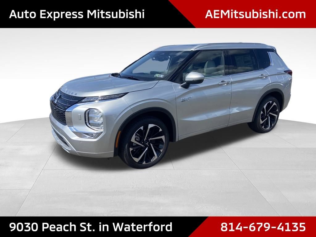 New 2025 Mitsubishi Outlander SEL image 3