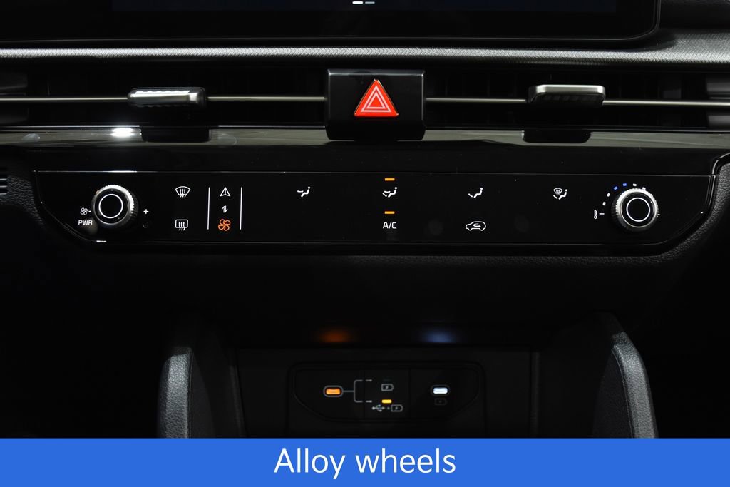 New 2026 Kia Sportage LX image 19