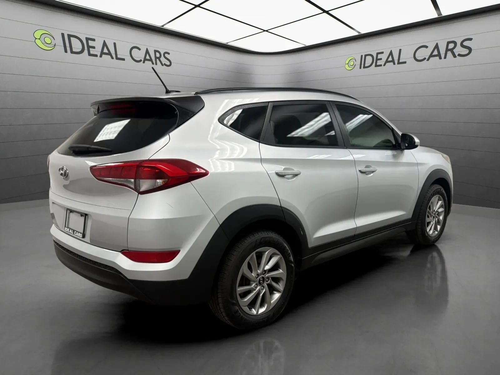 Used 2016 Hyundai Tucson SE w/ Option Group 02 FWD image 5