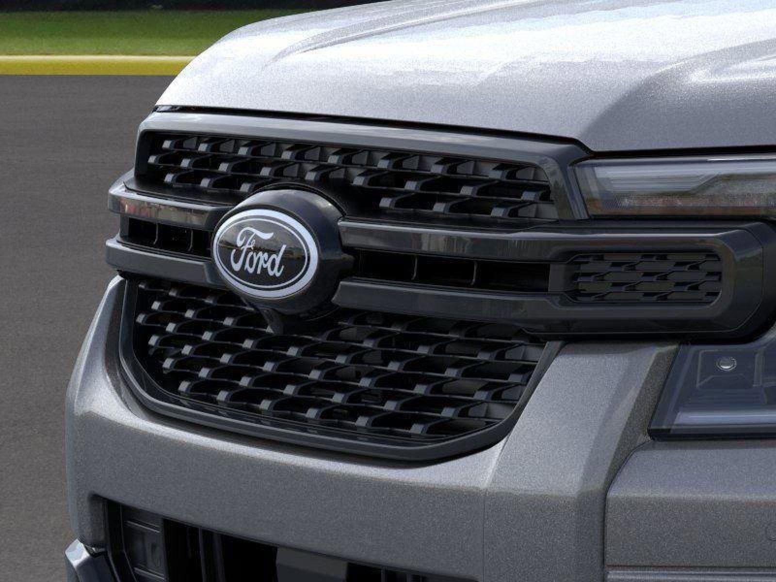New 2025 Ford Ranger Lariat w/ FX4 Off-Road Package AWD/4WD image 17