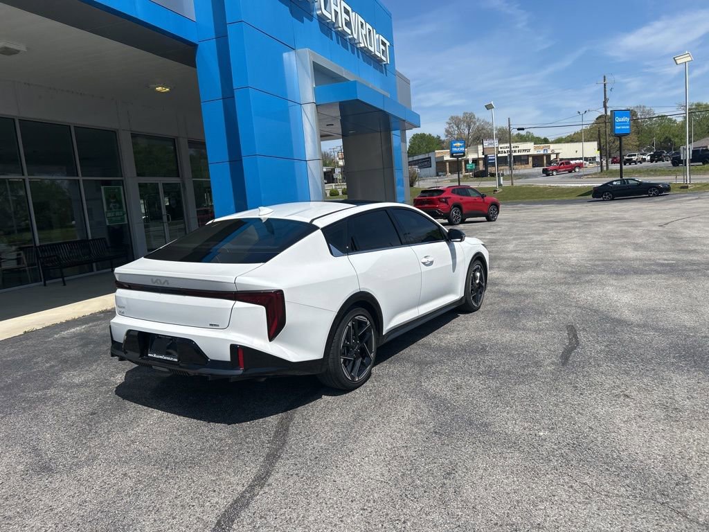 Used 2025 Kia K4 GT-Line w/ GT-Line Sunroof Package image 3