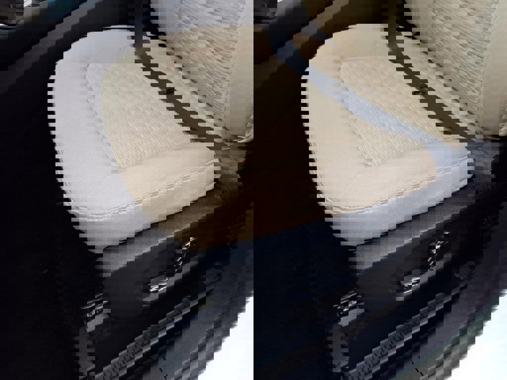 Used 2017 Ford Edge SEL image 26