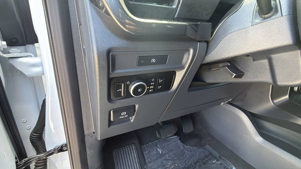 Used 2025 Ford F150 STX w/ Equipment Group 200A RWD image 14