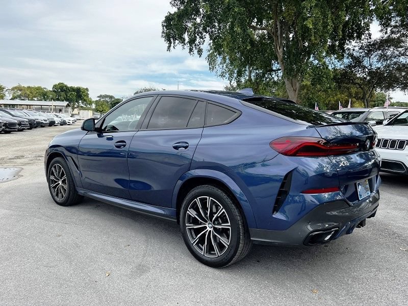 Used 2022 BMW X6 xDrive40i w/ M Sport Package AWD/4WD image 9