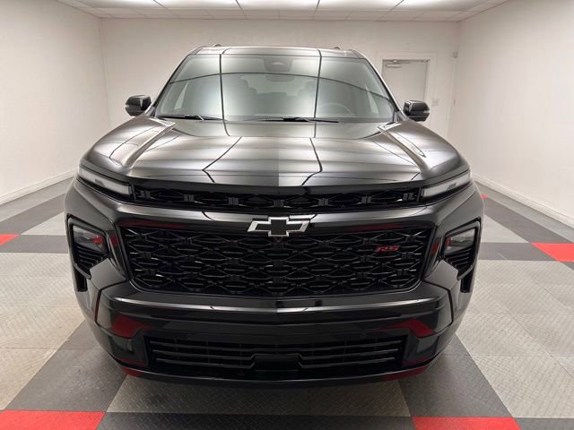 New 2026 Chevrolet Traverse RS w/ LPO, Floor Liner Package FWD image 2