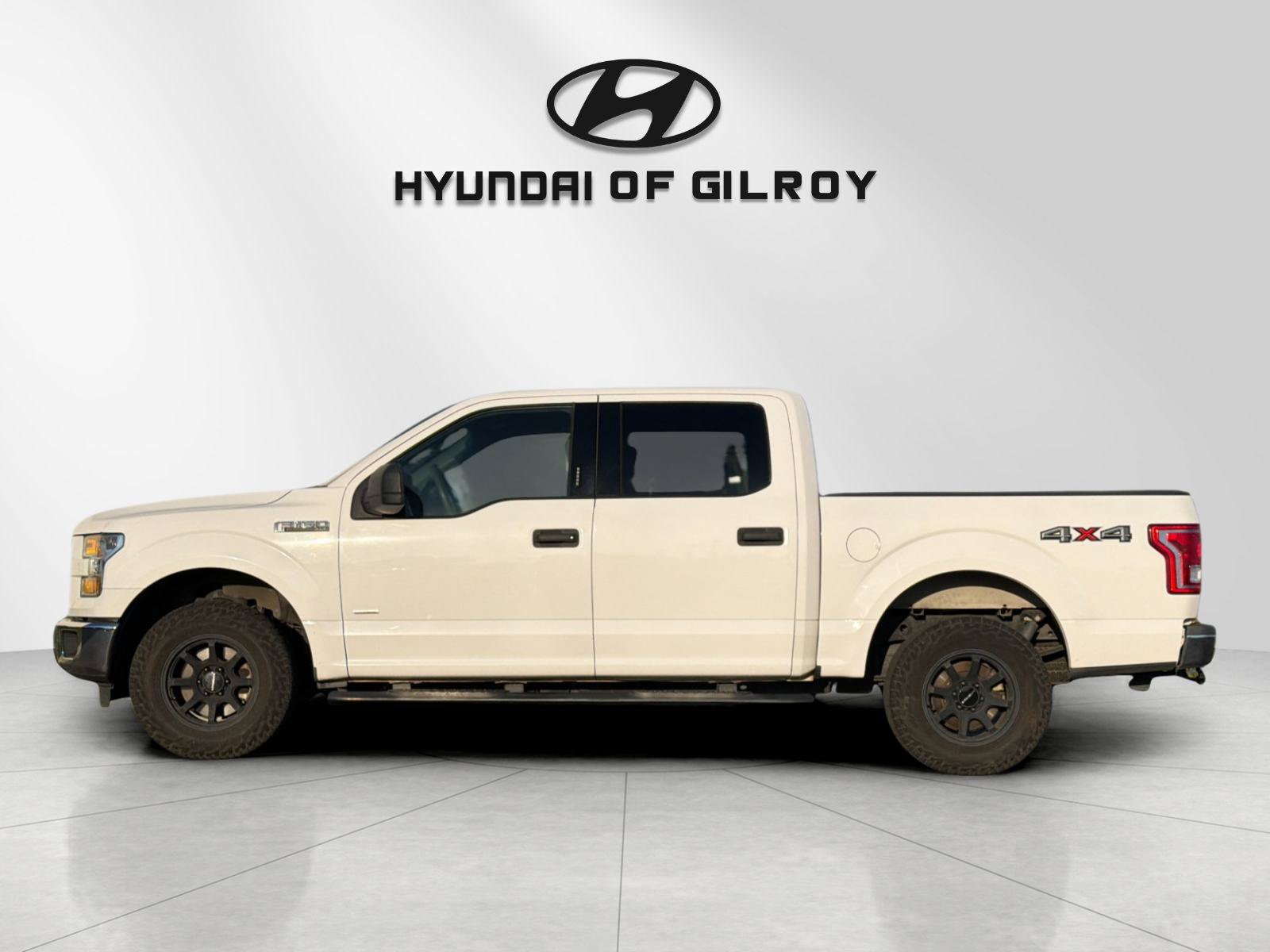 Used 2016 Ford F150 XLT AWD/4WD image 2