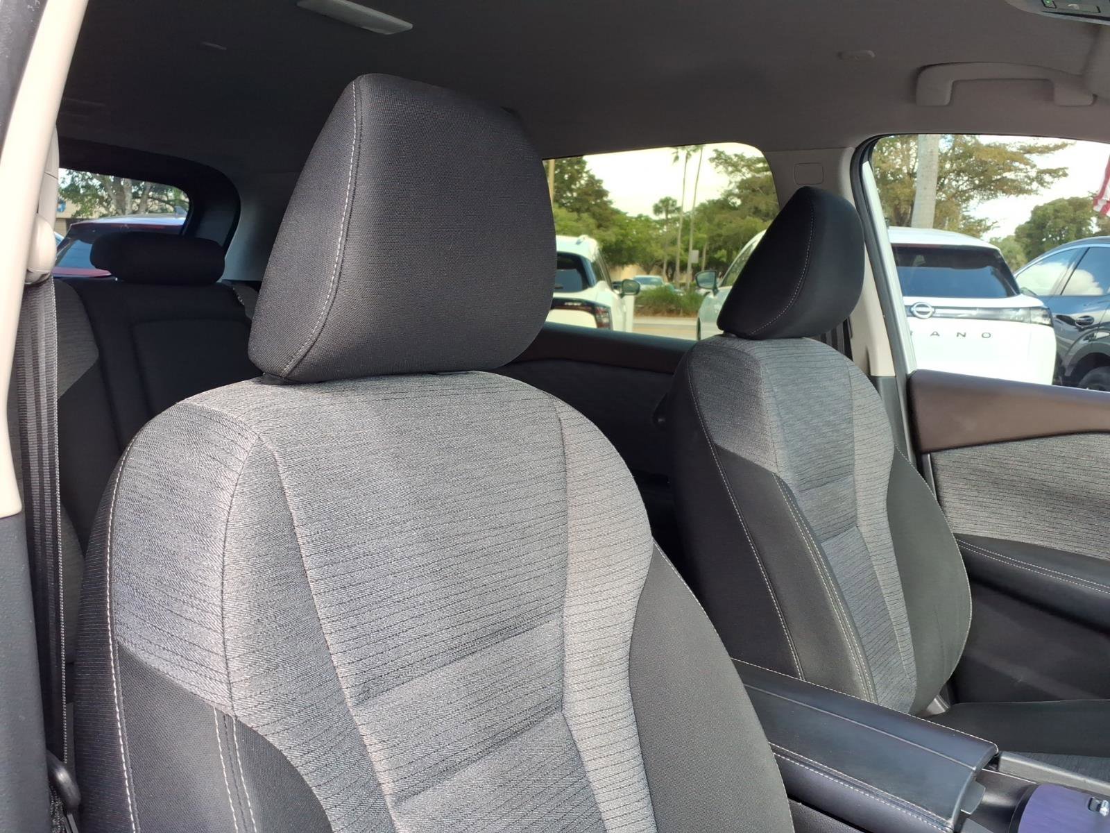 Certified 2023 Nissan Rogue SV image 22