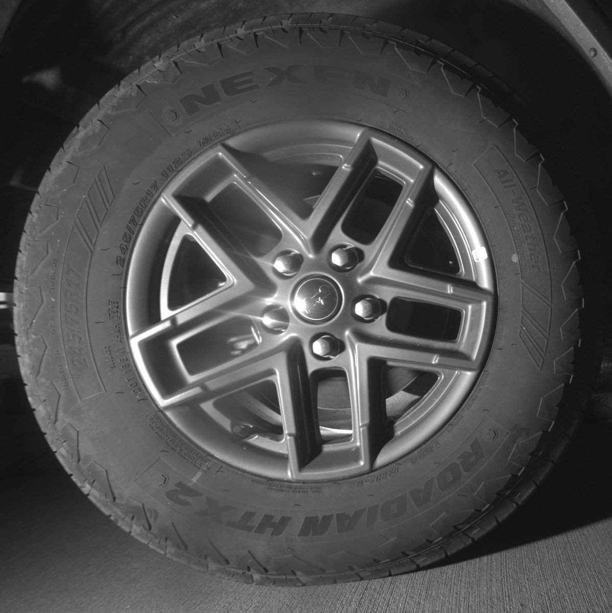 Used 2025 Jeep Wrangler Sport S image 14