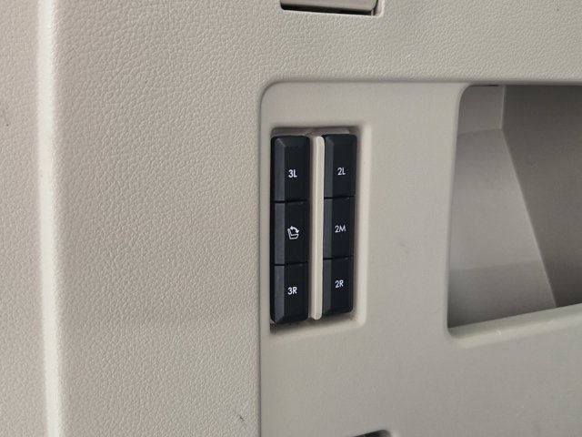Used 2021 Lincoln Navigator Reserve w/ Luxury Package AWD/4WD image 17