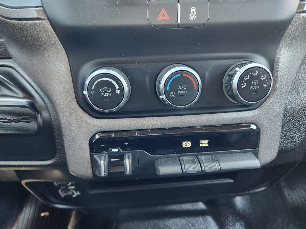 Used 2019 RAM 2500 Tradesman w/ Chrome Appearance Group AWD/4WD image 20