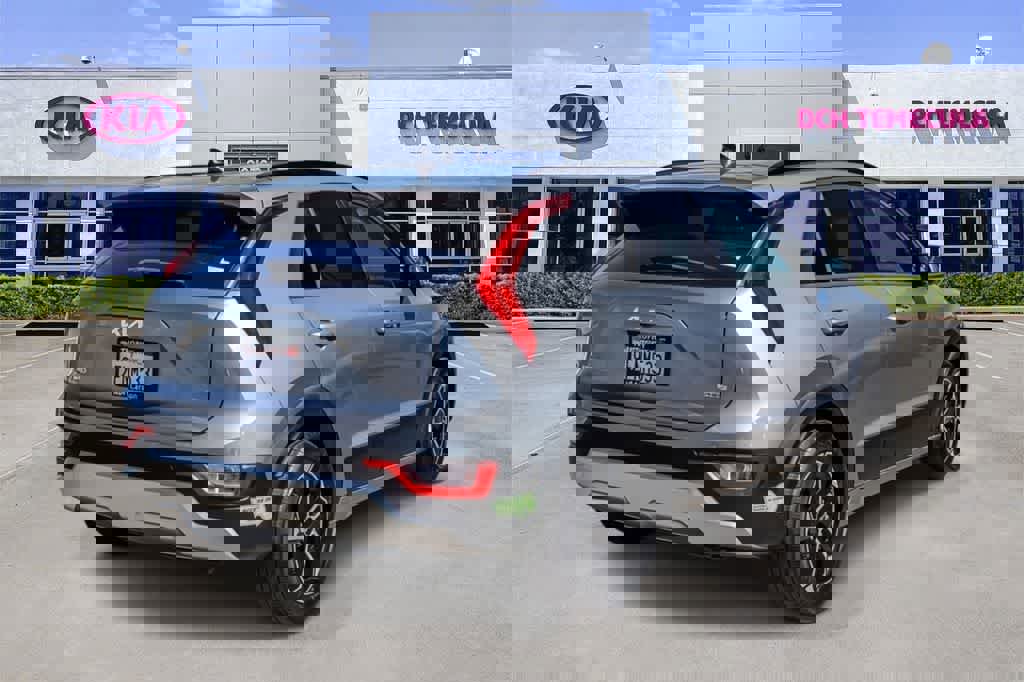 Certified 2023 Kia Niro EX image 4