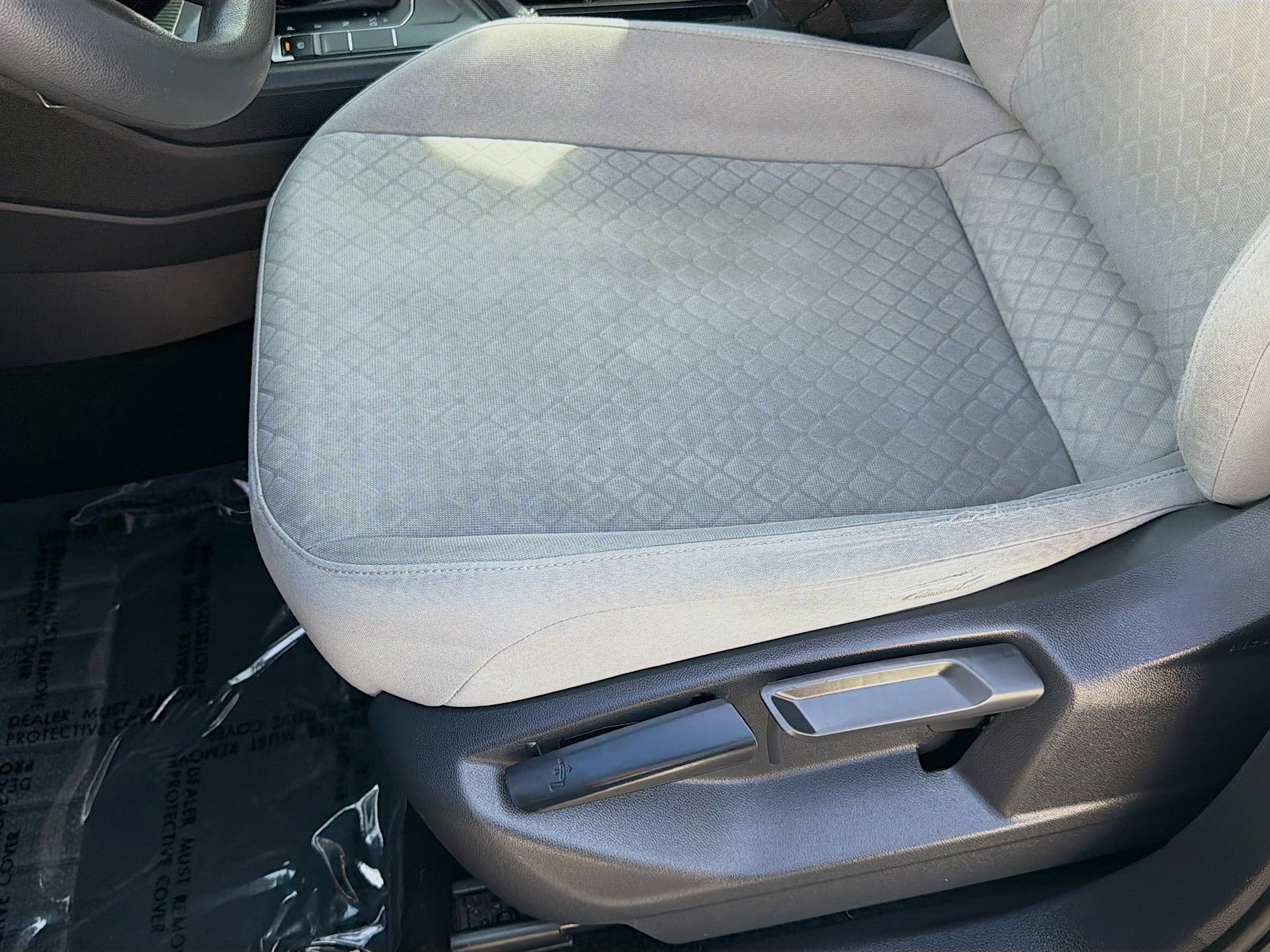 Used 2019 Volkswagen Tiguan S w/ Driver Assistance Package FWD image 17