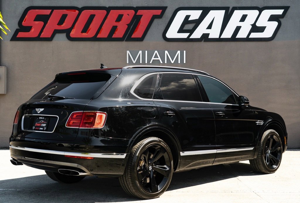Used 2018 Bentley Bentayga image 7