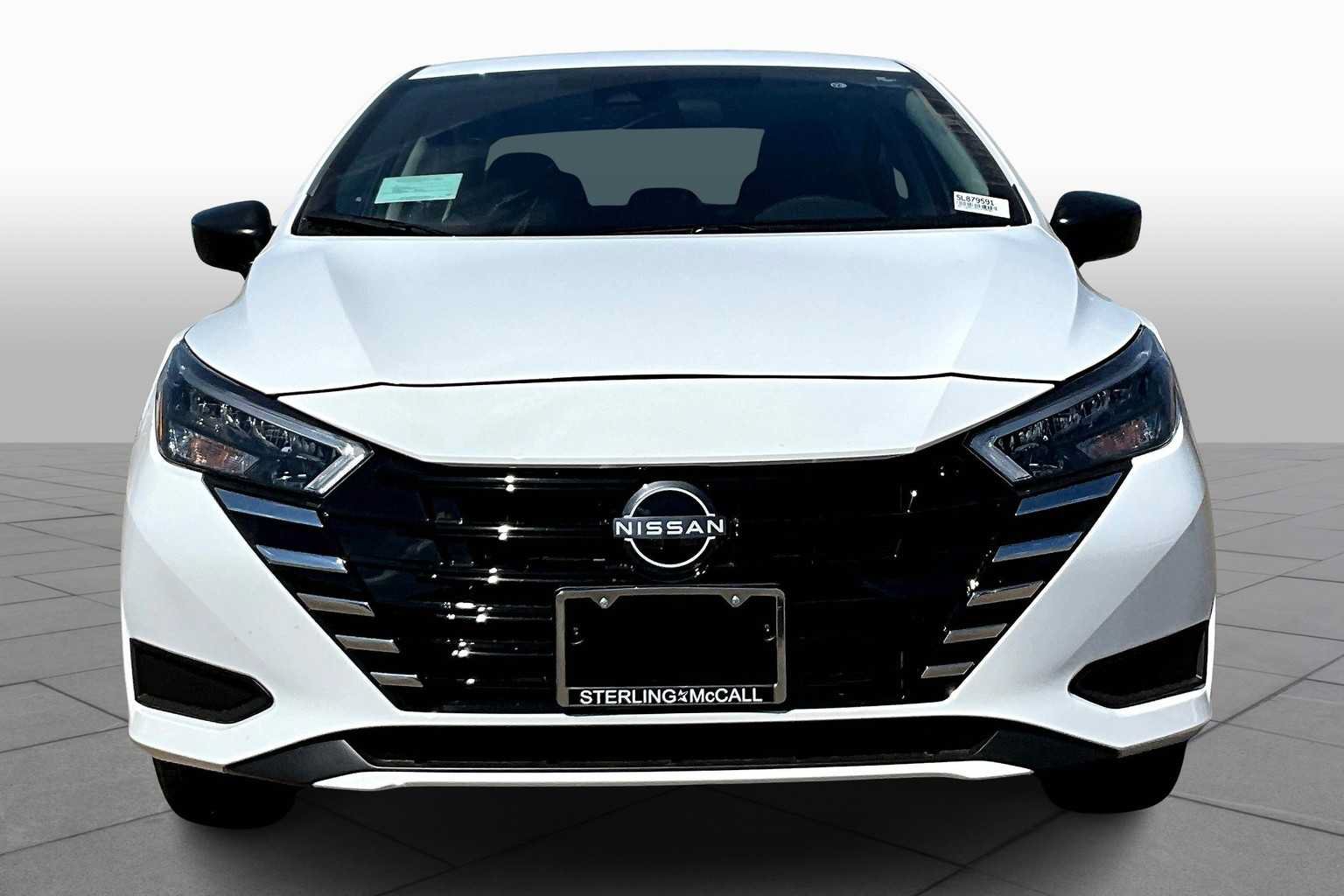 Certified 2025 Nissan Versa S w/ Trunk Package FWD image 3
