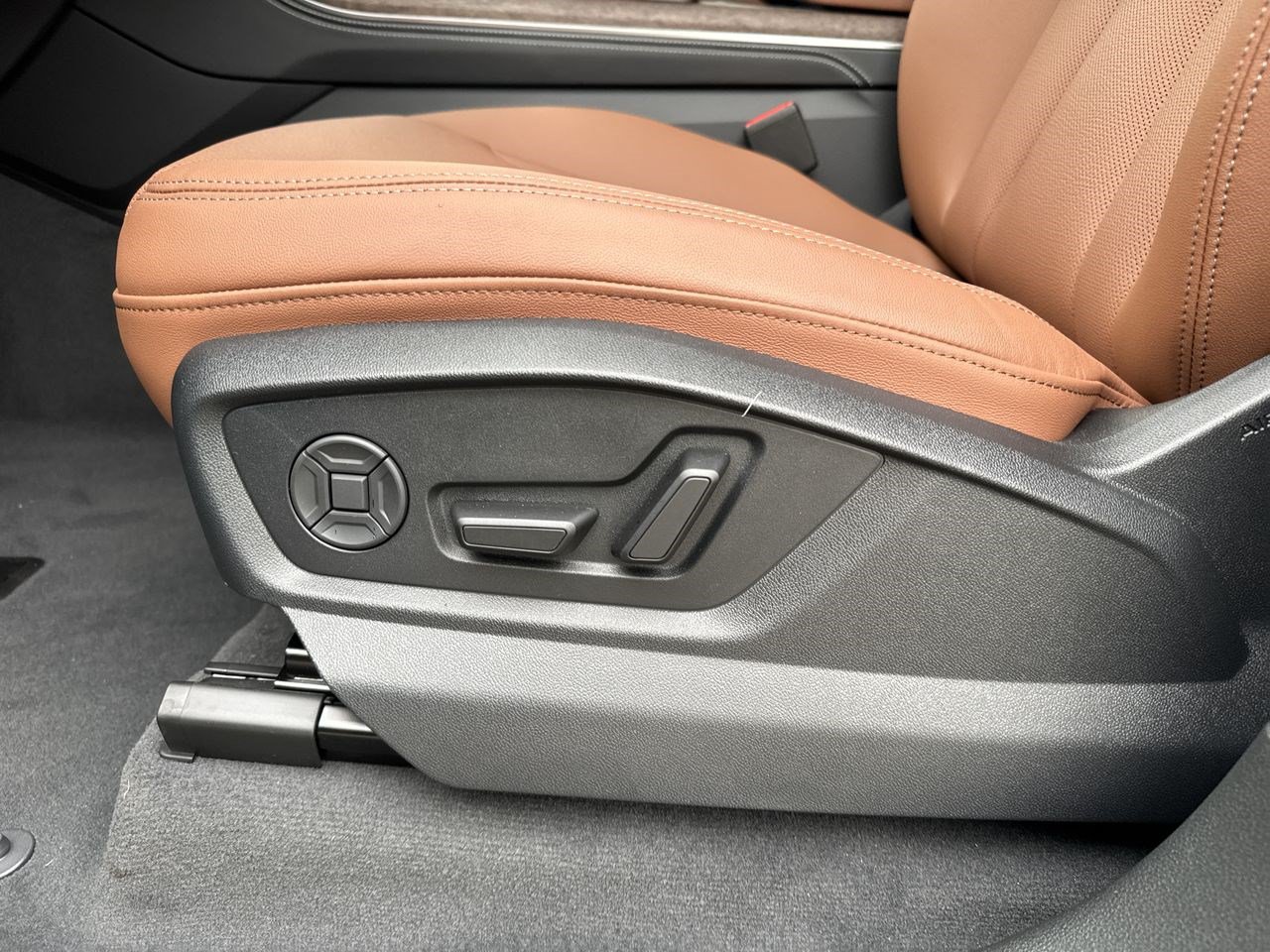 New 2026 Audi Q8 Premium Plus AWD/4WD image 20