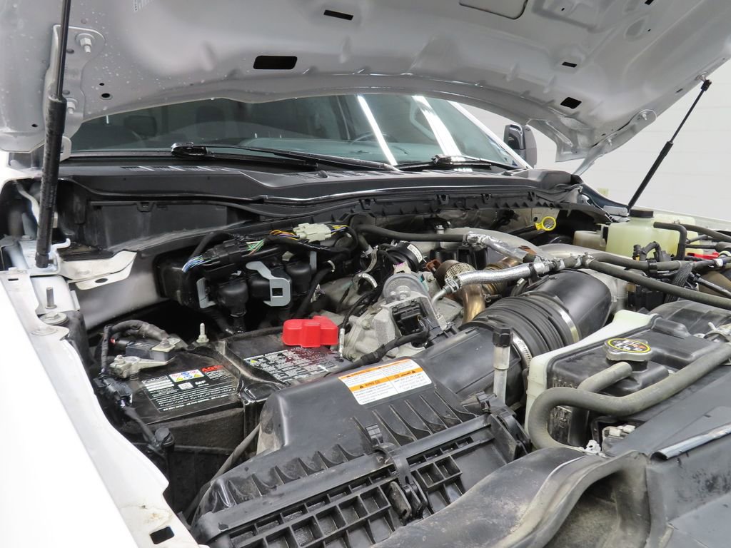 Used 2024 Ford F250 Lariat w/ Sport Appearance Package AWD/4WD image 30