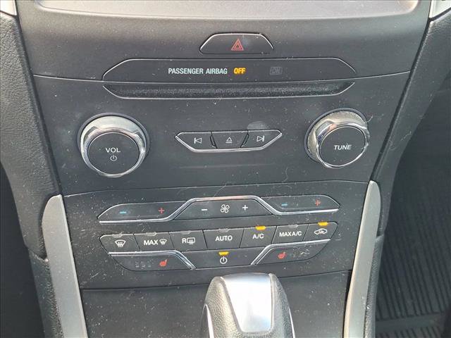 Used 2018 Ford Edge SEL w/ Equipment Group 201A FWD image 12