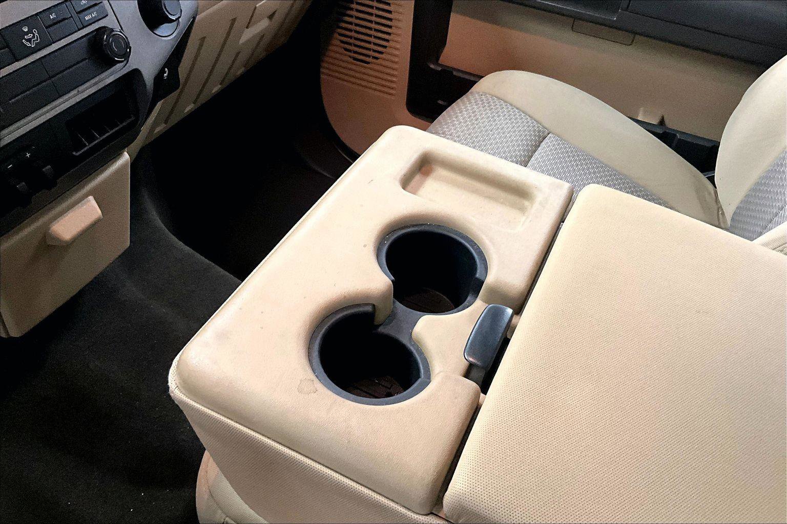 Used 2011 Ford F250 XLT w/ Camper Pkg image 16